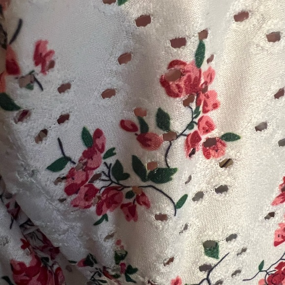 SHEIN Flower Tank Top - Picture 3 of 5